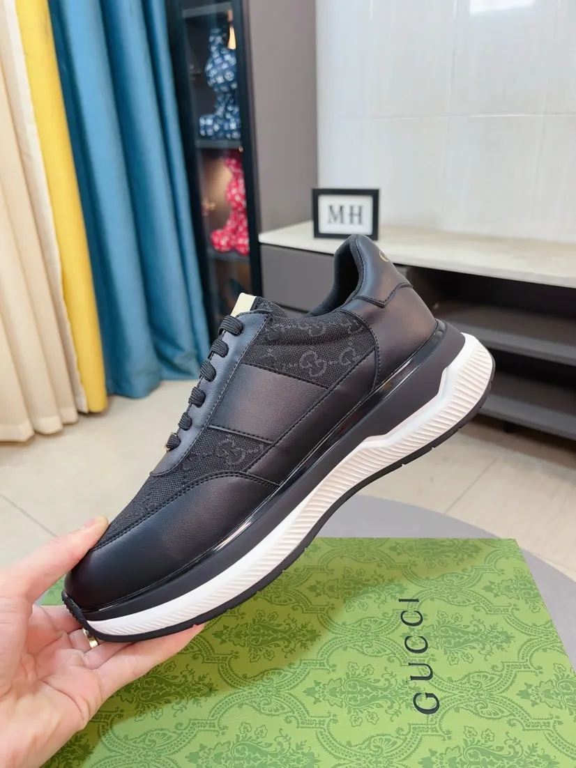 Men's shoes 💰458🌹🌹[GUCCI] Gucci's new lace-up casual men's shoes are on the market first, and the materials and workmanship are superior to all versions on the market. The highest quality shipped first-layer cowhide with imported original perforated materials➕Genuine leather lining, privately molded soft outsole, high foot comfort, imported special materials highlight the brand's unique charm, high-end customization 38-44